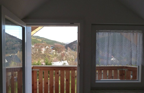 Manebach House | Cabin in the Thuringian Forest with stunning views, right on Goethewanderweg