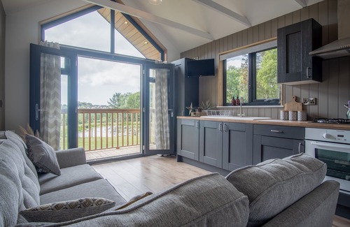 Kilgetty Cabin | Cabin In The Woods - 1 Bed - Kilgetty