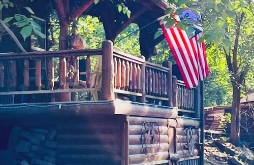 Cookson Cabin | Cabin In The Woods at Lake Tenkiller