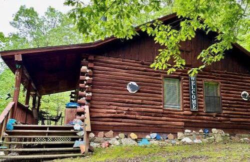 Eureka Springs House | Cabin in the Woods