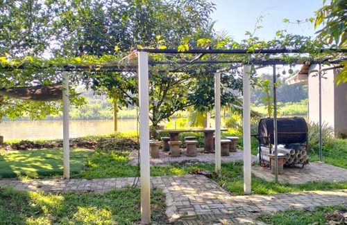 Kampung Kuala Kenas Hotel | CABIN JAMBUL MAS D'RUMAH BONDA Kuala Kangsar