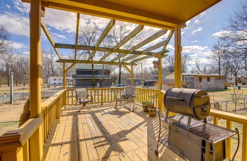Tunica House | Cabin Less Than Half-Mi to Tunica Lake Great for Anglers!