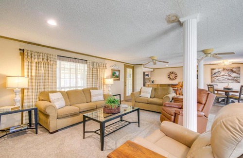 Tunica House | Cabin Less Than Half-Mi to Tunica Lake Great for Anglers!