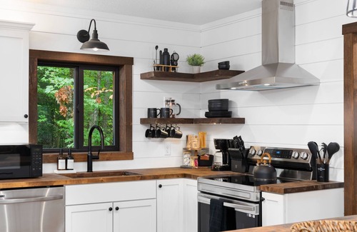 Hinckley House | Cabin Near Banning State Park, the Munger Trail & Grindstone Lake -Dogs Welcome!