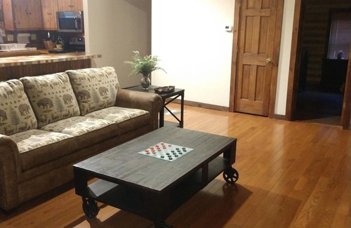 Sylva Cabin | Cabin near Blue Ridge parkway and Lake Junaluska