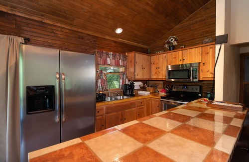 Sylva Cabin | Cabin near Blue Ridge parkway and Lake Junaluska