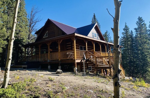 Alma Cabin | Cabin near Breckenridge perfect for families w/Large deck and amazing views!