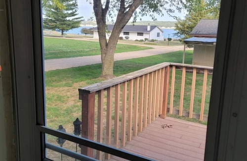 Crofton Cabin | Cabin near Lewis&Clark Lake Nebraska