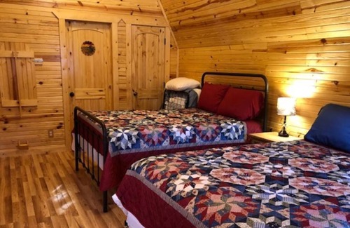 Octavia Cabin | Cabin near the Kiamichi River and mountains for the outdoor ATV/UTV enthusiast!