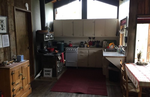 Ward House | Cabin on 200 acre Nature Preserve