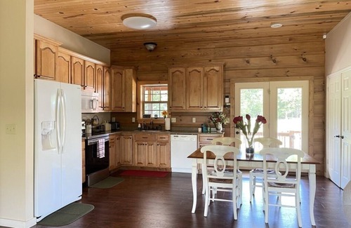 Jamestown Cabin | Cabin on 6 acres with horse barn. Pasture and Woodland views. Trailheads abound.