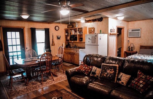Norman Cabin | Cabin on Collier creek! In Caddo Gap