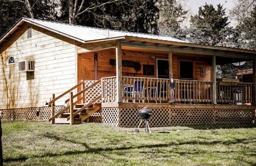 Norman Cabin | Cabin on Collier creek! In Caddo Gap