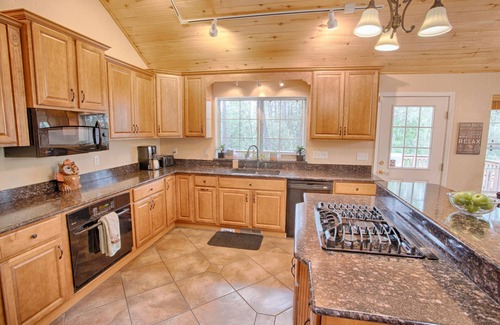 Show Low Cabin | Cabin On NAT'L FOREST! LAKE & CREEK minutes away!
