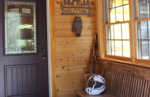 Greenville Cabin | Cabin on Prong Pond near Moosehead Lake