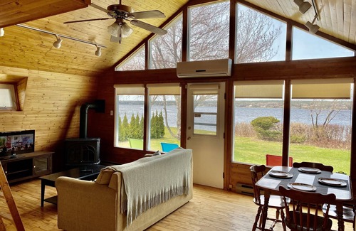 Chatham Cottage | Cabin on the beach.