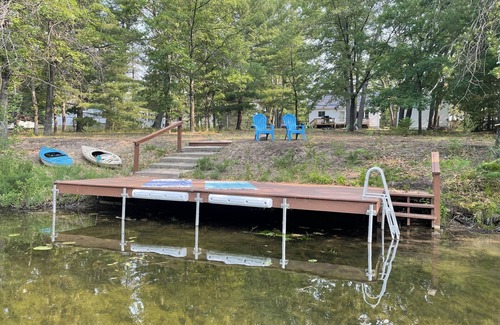 Atlanta Cottage | Cabin on the lake orv’s and campers welcome!
