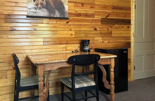 Steelville Cabin | Cabin on the Meramec River - Unit 16b