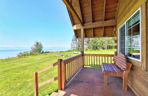 Salamatof Cabin | Cabin Overlooking the Beautiful Cook Inlet