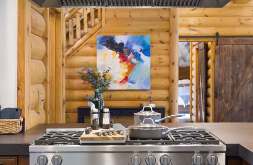 West Fairfax House | Cabin, Pool, Hot Tub, Lake, Wineries and Mountains Oh My!