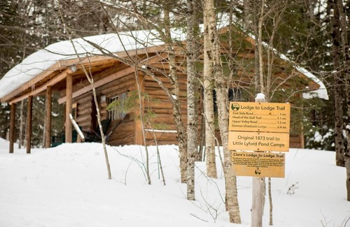 Monson House | Cabin, Queen Bed, 2 Bunks, Shared Bathroom