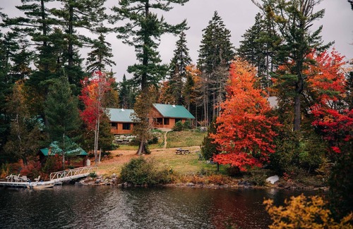 Monson House | Cabin, Queen Bed, 2 Bunks, Shared Bathroom