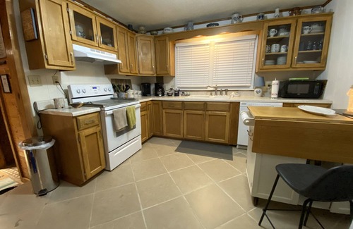 Gadsden House | Cabin Retreat at NoccalulaFalls
