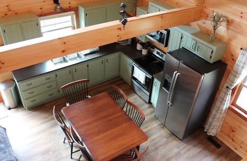 Wilkesville Cabin | Cabin Retreat at Whitetail Run