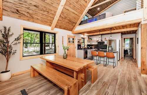 Otter Tail County Cabin | Cabin Retreat with Hot Tub