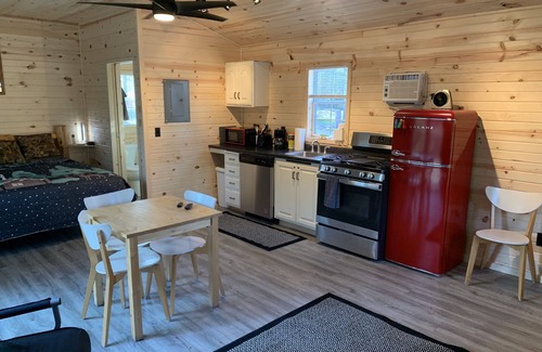 Finland Cabin | Cabin Shadow. Small newly refurbished cabin steps away from the Baptism River