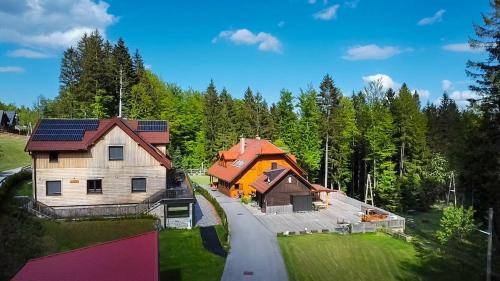 Hocko Pohorje Ski Chalet | Cabin Storzek