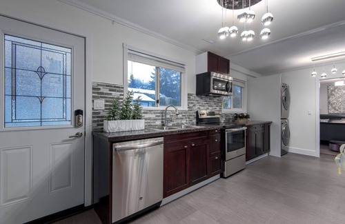 Maple Ridge House | ❤️Cabin Style Retreat on 1 Acre w/Firepit🔥