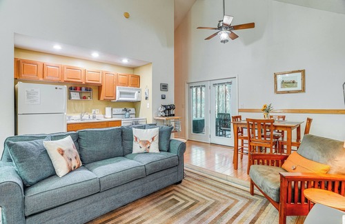 New Market Cabin | Cabin w/Deck & Screened-In Porch in New Market!