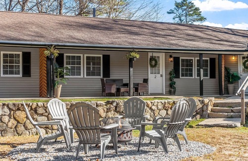 Woodstock Cabin | Cabin W/Private Hot tub, Fire pit & PetFriendly 10min Loon mtn & owls nest