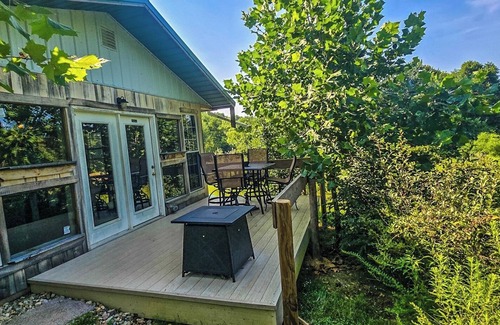 East Fultonham Cabin | Cabin with Character