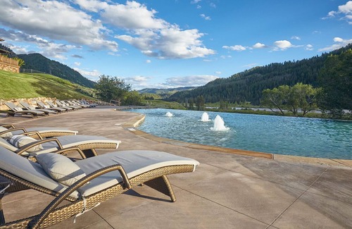 Hoback Junction House | Cabin with Club Access - Snake River Sporting Club