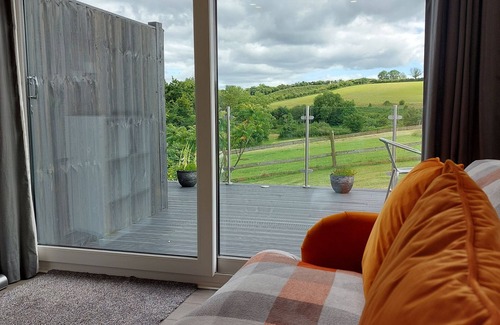 Narberth Cabin | Cabin with countryside views, close to Saundersfoot & Tenby