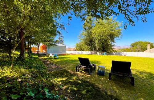 San Martin de la Vega House | Cabin with pool and garden