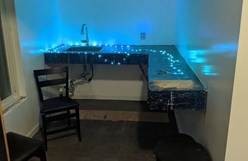 Los Gatos Cabin | Cabin with loft under a tree in Santa Cruz mountains near Beach and wine tasting