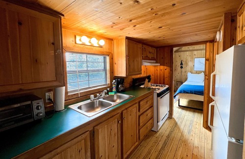 Montrose Cabin | Cabin with one queen bed, two lofted twin-size beds and a queen pull out couch Sleeps: 6 Pets: 2 Parking: 1