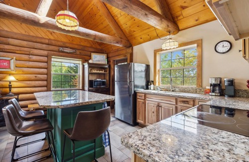 Beaver Bay Cabin | Cabin with Sauna in the Heart of the North Shore