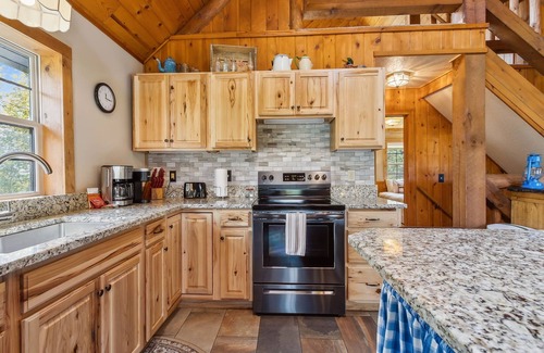 Beaver Bay Cabin | Cabin with Sauna in the Heart of the North Shore