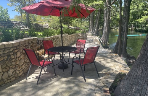 Hunt House | Cabin with wonderful view and Private River Access