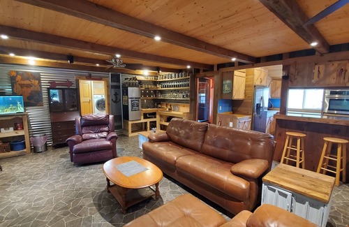 Au Train Cabin | Cabin within sight distance of Lake Superior, Autrain River. Free Kayak rental