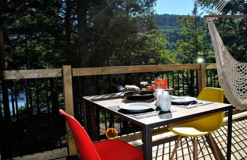 Eastman Cabin | Cabin Zoobox 81 Summa