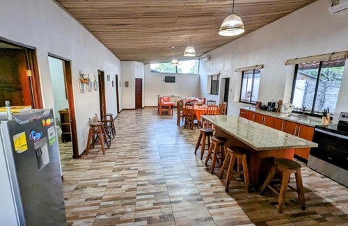 Puntarenas Villa | Cabinas Contento Playa San Isidro Puntarenas Costa Rica