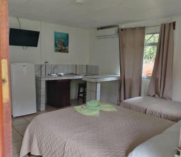 Playa Tortuga Hotel | Cabinas Hidalgo