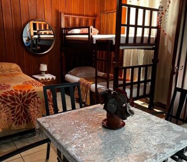 Barrio Pilo Bed & Breakfast | Cabinas Lupita