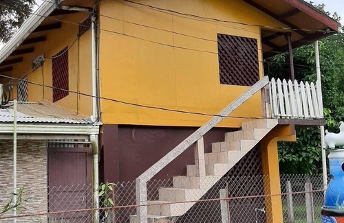 Tortuguero Cabin | Cabinas Miss Miriam