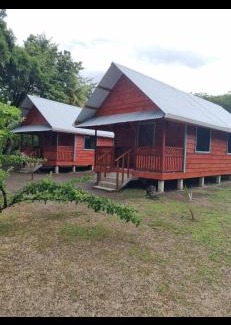 Tortuguero Bed & Breakfast | Cabinas Tortuguero Sports Fishing